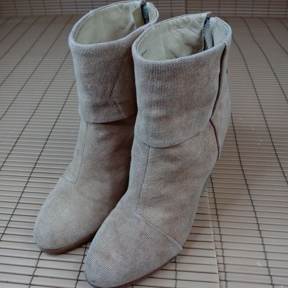 Rag & Bone Classic Newbury Tan Canvas Ankle Boots - Picture 1 of 9